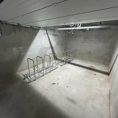 1 Chambre, Balcon, Animaux Admis, Proche Thermes - Fr-1-503-65